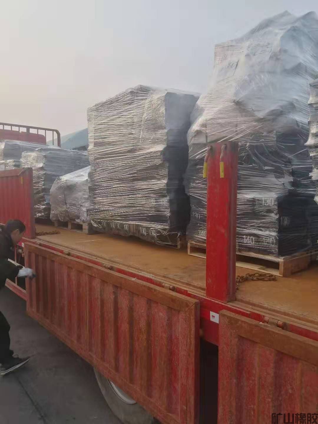 哪兒來的效益？干就得了——為萊州市礦山橡膠廠全體員工點贊(圖3)